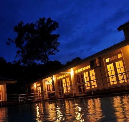 Forest Edge Hotel Ginigathena 외부 사진