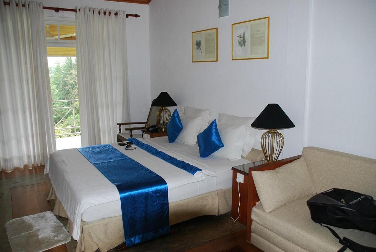 Forest Edge Hotel Ginigathena 외부 사진