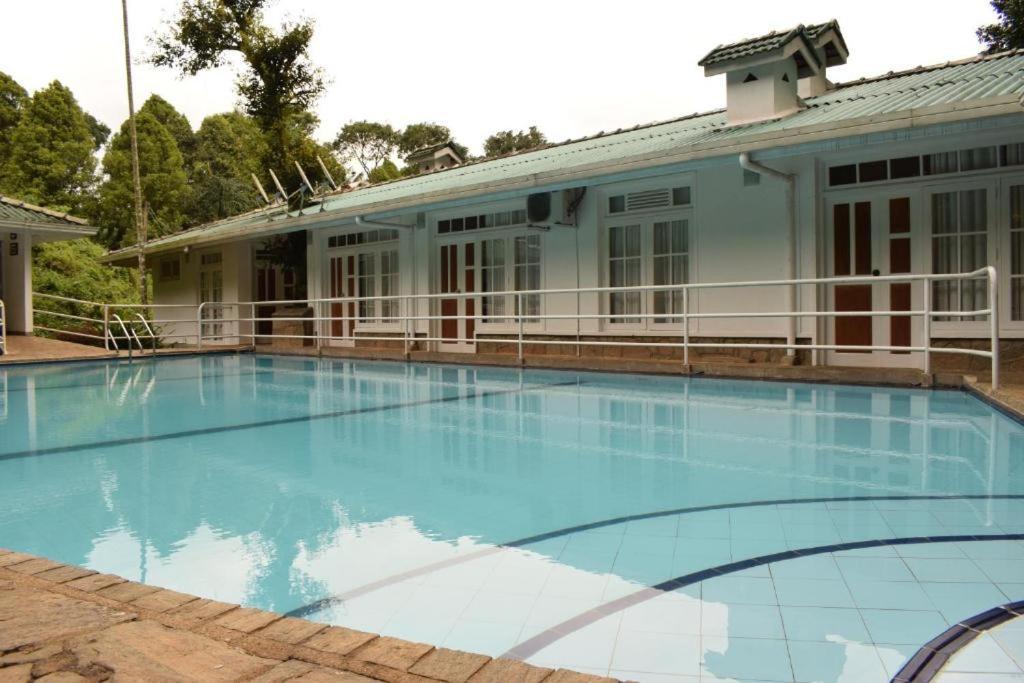 Forest Edge Hotel Ginigathena 외부 사진